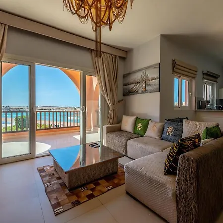 Alhosi Deniz Manzarali Daireler Aparthotel